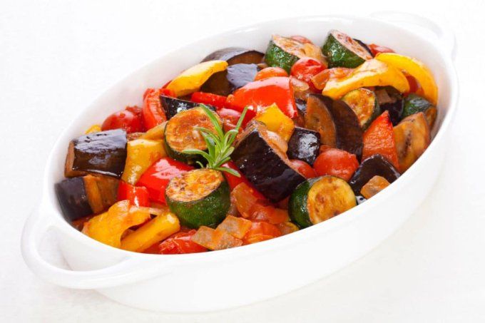 SAMEDI : Garniture de légumes : 1 RATATOUILLE  